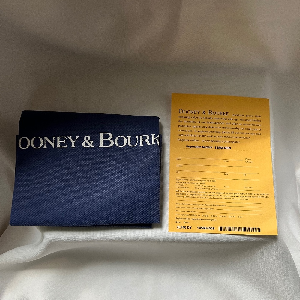 NEW Dooney and Bourke Leather Logo Lock Shoulder Bag+ Large Frame Purse. - Picture 9 of 9